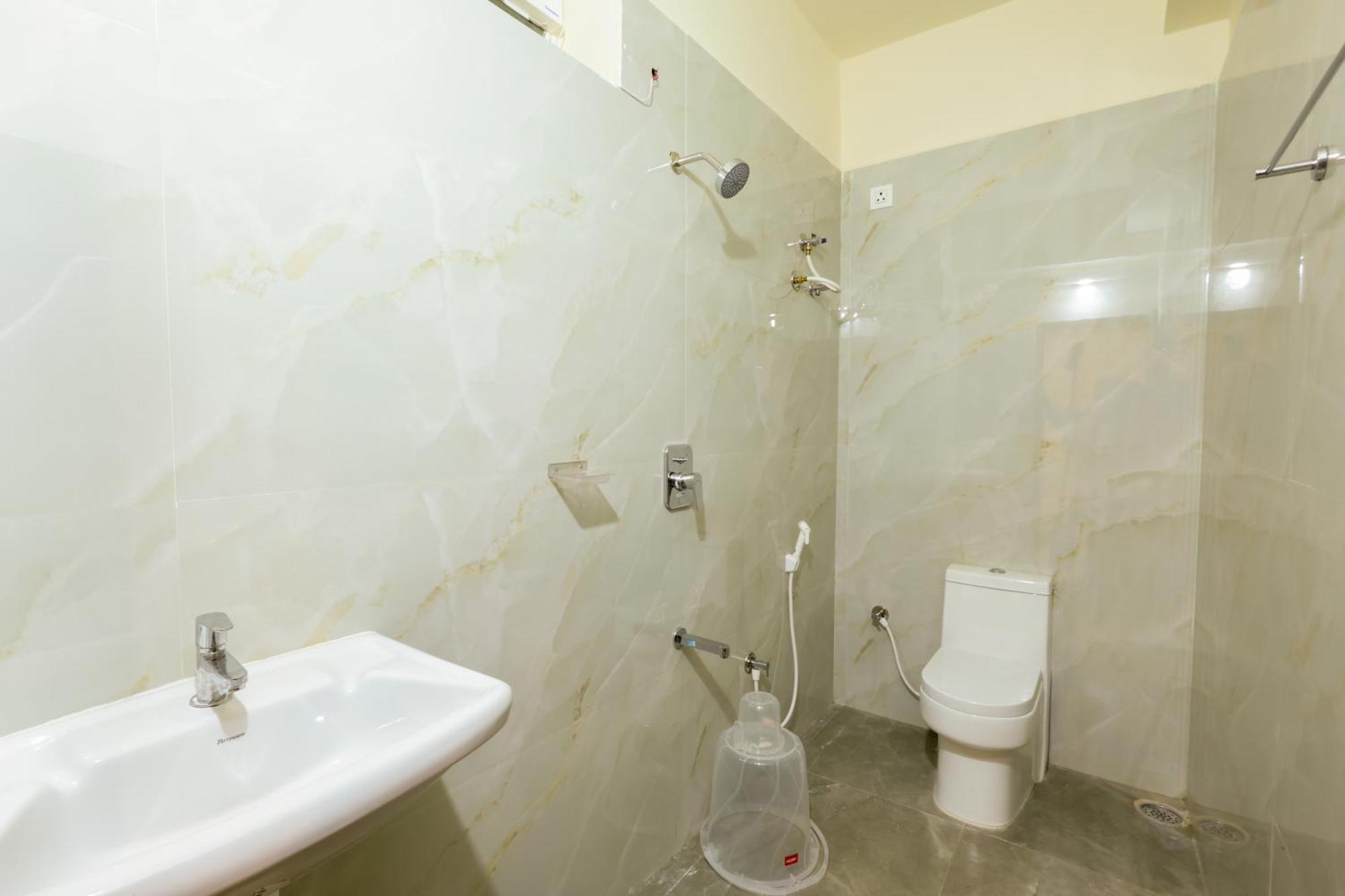 Olive Nest- Tirupati Bus Stand- 300 Meters, Railway Station- 400 Meters Hotel Exterior photo